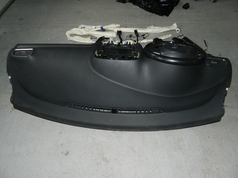 Kit airbag Volkswagen Golf 6 Piese auto second hand si Dezmembrari